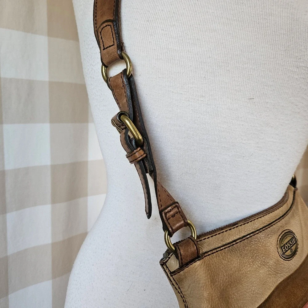 Fossil brand crossbody